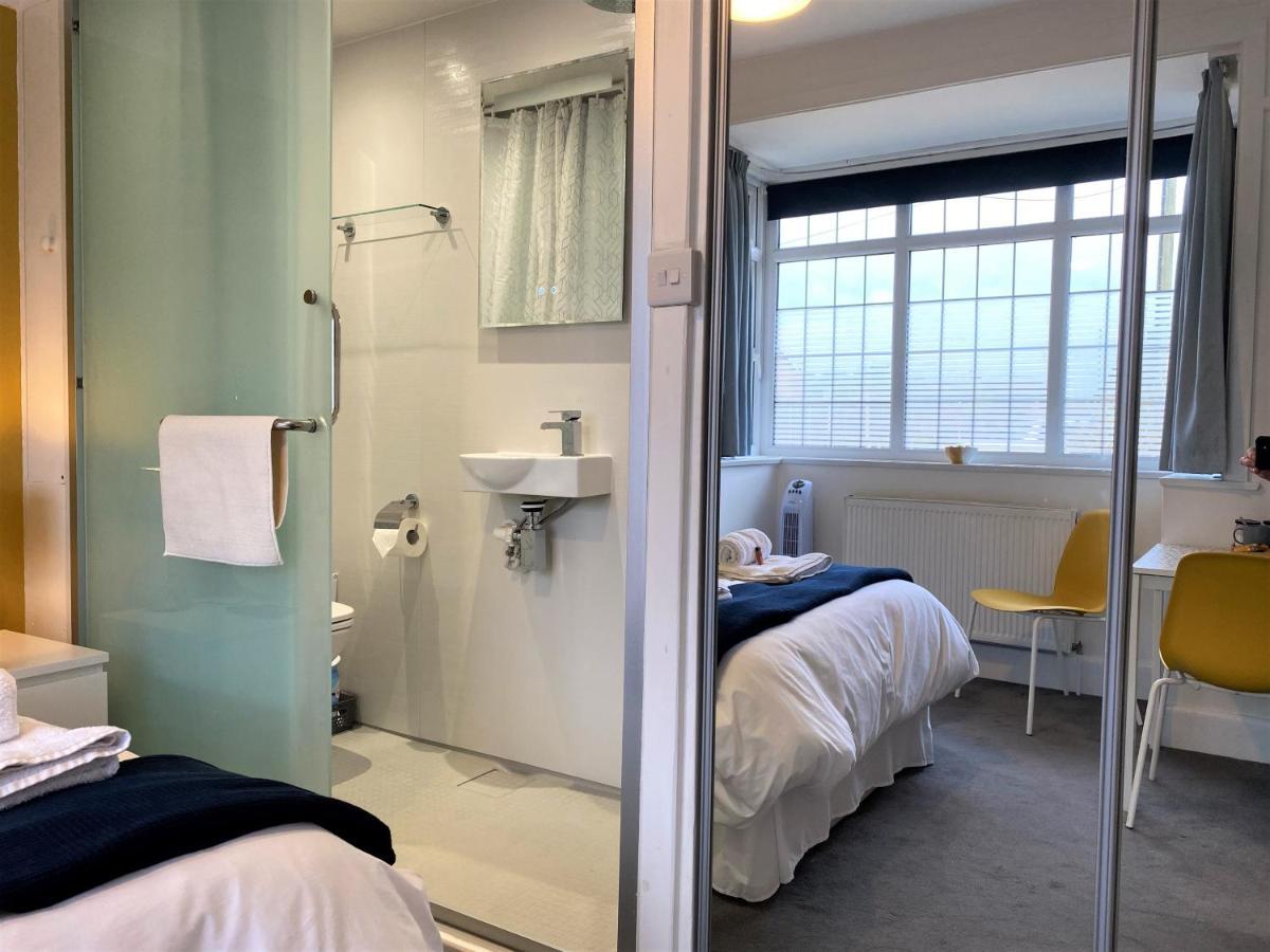 En-Suite Nook Near Forest & Sea, Super Value With Fridge, Microwave And Tv Lymington Eksteriør bilde