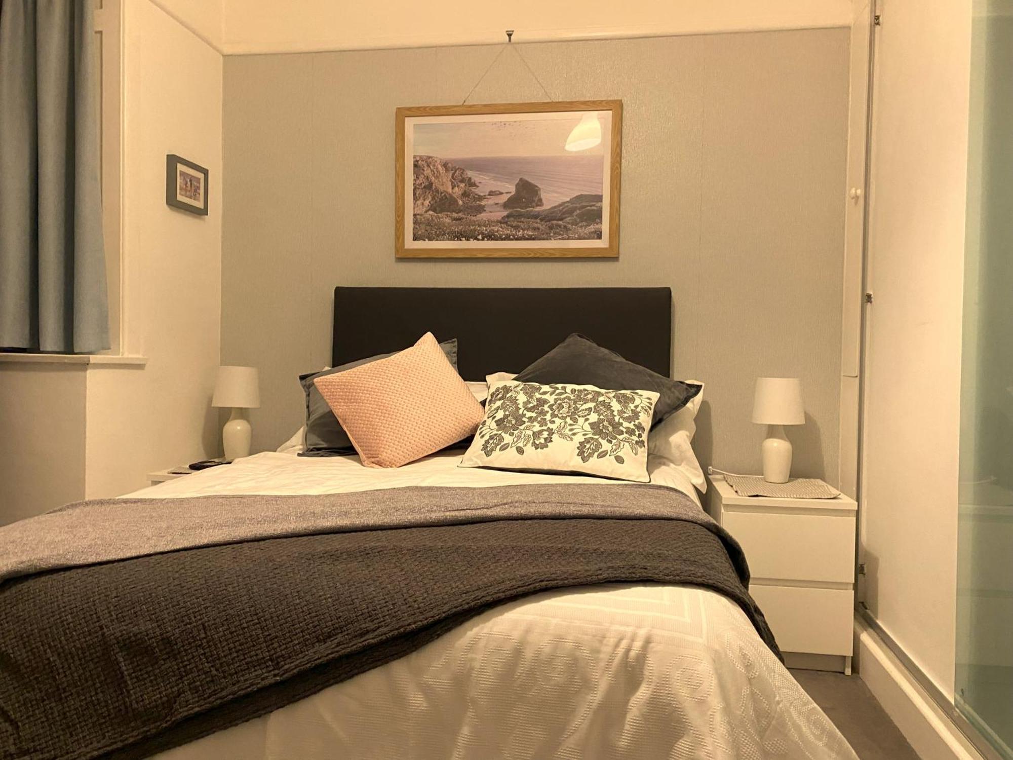 En-Suite Nook Near Forest & Sea, Super Value With Fridge, Microwave And Tv Lymington Eksteriør bilde